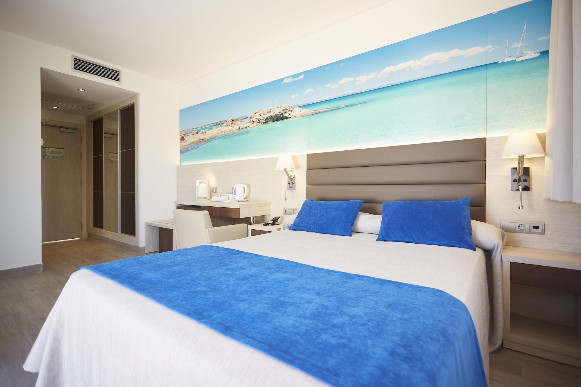 Invisa Hotel Club Cala Verde Playa DPlaya Des Figueral Esterno foto