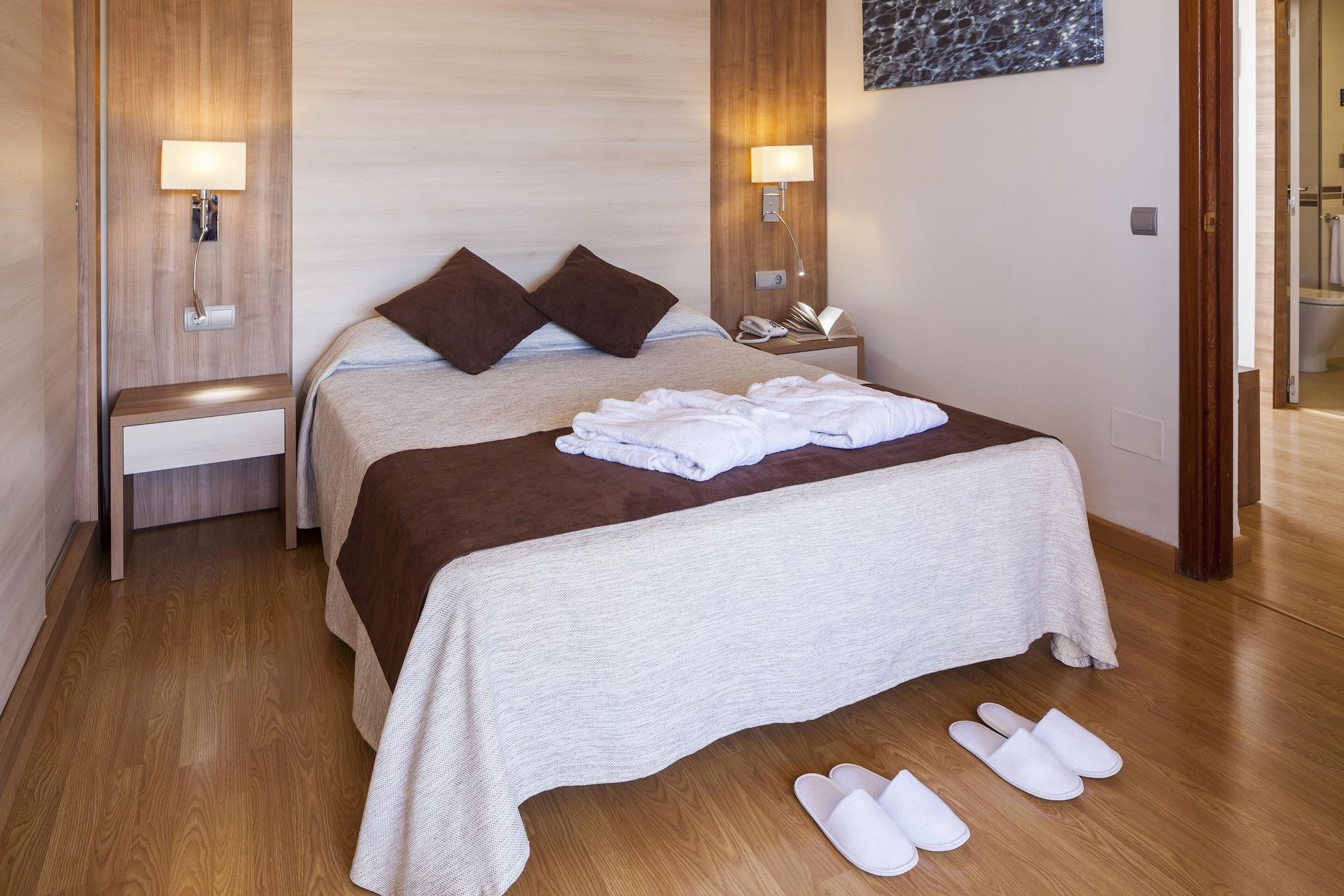 Invisa Hotel Club Cala Verde Playa DPlaya Des Figueral Esterno foto