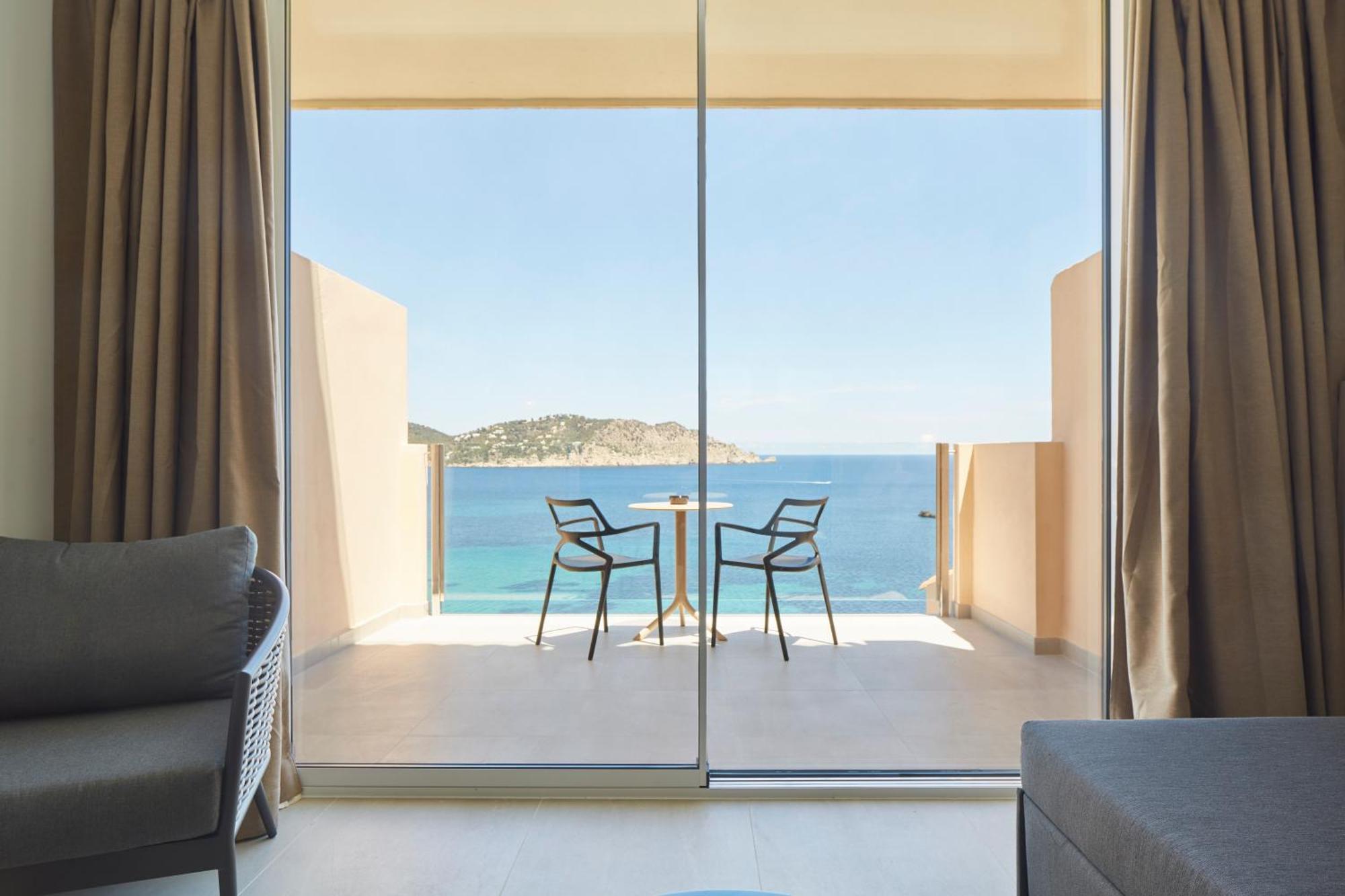 Invisa Hotel Club Cala Verde Playa DPlaya Des Figueral Esterno foto