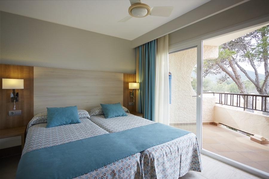 Invisa Hotel Club Cala Verde Playa DPlaya Des Figueral Esterno foto